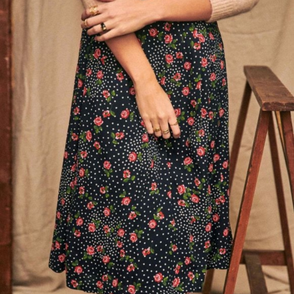 Sezane Nelly Navy Dots With Flowers